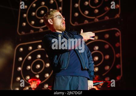 Berlin, Allemagne. 09th août 2022. Peter Fox du groupe Seeed la performance sur le Parkbühne dans le Wuhlheide. Le concert d'aujourd'hui est le prélude à neuf concerts en plein air du groupe. Crédit : Gerald Matzka/dpa/Alay Live News Banque D'Images