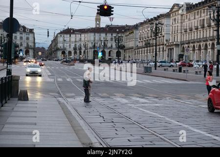 La place Vittorio Veneto depuis le pont Banque D'Images