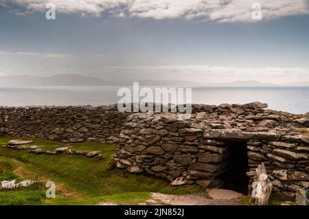 Fort de Iron Age Dunbeg sur la péninsule de Dingle en Irlande. Banque D'Images