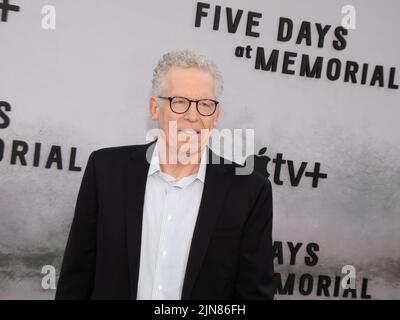 8 août 2022, Hollywood, Calidornia, Etats-Unis: Carlton Cuse participe à la série limitée Apple TV+ â€œFive Days at Memorialâ (Credit image: © Billy Bennight/ZUMA Press Wire) Banque D'Images