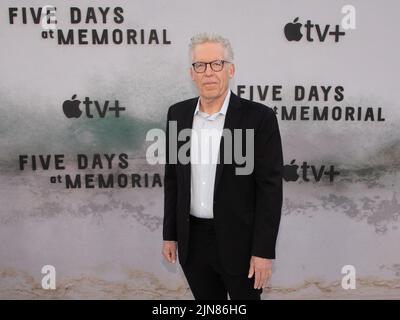 8 août 2022, Hollywood, Calidornia, Etats-Unis: Carlton Cuse participe à la série limitée Apple TV+ â€œFive Days at Memorialâ (Credit image: © Billy Bennight/ZUMA Press Wire) Banque D'Images