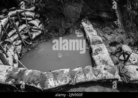 Mines du Congo, mineurs en action en République démocratique du Congo, mines en Afrique Banque D'Images