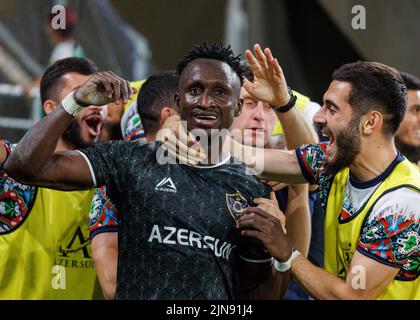 BUDAPEST, HONGRIE - 9 AOÛT : Ibrahima Wadji, du Qarabag FK, célèbre après avoir atteint un but avec ses coéquipiers lors du match de qualification de la Ligue des champions de l'UEFA entre Ferencvarosi TC et Qarabag FK au stade Ferencvaros de 9 août 2022 à Budapest, en Hongrie. Banque D'Images