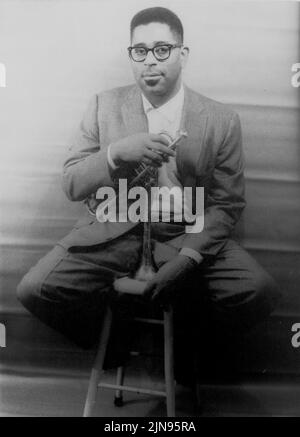 USA - 02 décembre 1955 - Portrait du musicien de jazz Dizzy Gillespie (John Birks) - photo: Carl van Vechten/Geopix Banque D'Images