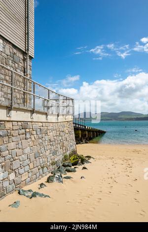 À côté de la station de sauvetage RNLI à Porthdinllaen près de Morfa Nefyn, péninsule de Lleyn, au nord du pays de Galles. Banque D'Images