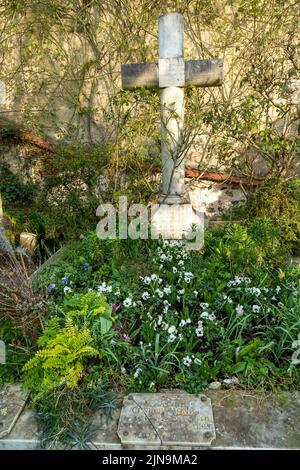 France, Eure, Giverny, cimetière de Giverny, tombe du peintre Claude Monet // France, Eure (27), Giverny, cimetière de Giverny, tombe du peintre Claude mon Banque D'Images