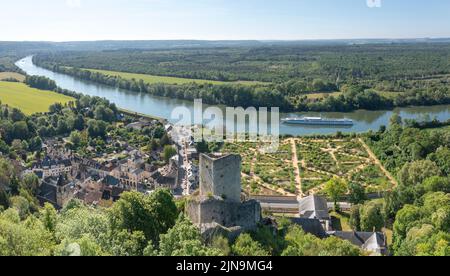 France, Val d'Oise, Parc naturel régional du Vexin Francais, la Roche Guyon, étiqueté les plus Beaux villages de France (les plus beaux villages de F Banque D'Images