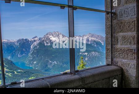 Terrasse ensoleillée à das Kehlsteinhaus, Eagles Nest, Berchtesgaden, Autriche Banque D'Images