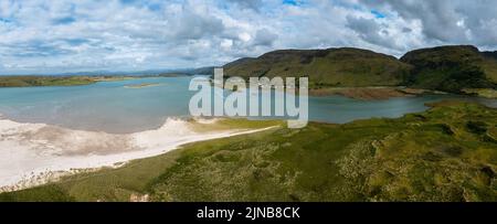 Vue panoramique sur la baie de Loughros Beg et la plage de Maghera près d'Ardara dans le pays Donegal, dans le nord-ouest de l'Irlande Banque D'Images