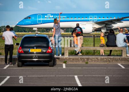 Aéroport d'Amsterdam Shiphol, Polderbaan, l'un des 6 pistes, point de visée, voir les avions de près, KLM plane,