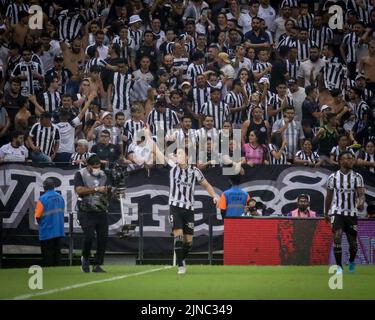 Fortaleza, Brésil. 10th août 2022. Ce - Fortaleza - 10/08/2022 - COPA SUL-AMERICANA 2022, CEARA X SAO PAULO - Guilherme Castilho jogador do Ceara comemora seu gol durante partida contra o Sao Paulo no estadio Arena Castelao pelo campeonato Copa Sul-Americana 2022. Foto: Lucas Emanuel/AGIF/Sipa USA crédit: SIPA USA/Alay Live News Banque D'Images