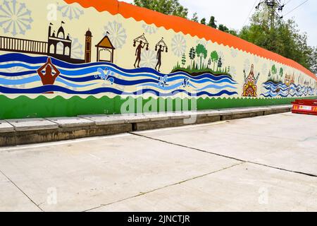 Le PM Narendra Modi consacre le tunnel de Pragati et cinq passages inférieurs du projet de couloir de transport en commun intégré de Pragati Maidan à la nation, le tunnel de Pragati ouvre ses portes Banque D'Images