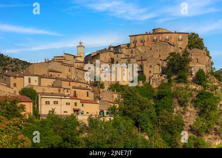 Villalago, Aquila, Abruzzes, Italie Banque D'Images