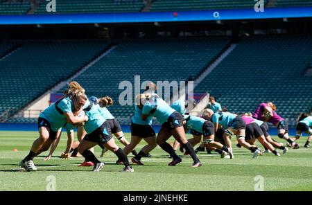 Les joueurs d'Angleterre s'exercent lors d'une séance d'entraînement ouverte au stade de Twickenham, à Londres. Date de la photo: Jeudi 11 août 2022. Banque D'Images