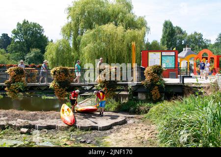 La Gacilly, exposition photographique extérieure ,2022 Banque D'Images