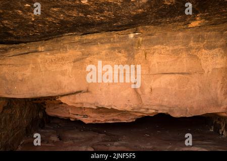 Peintures néolithiques d'animaux dans une grotte, Albarracin, Espagne Banque D'Images