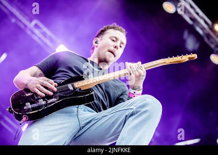 Tom Fletcher, Danny Jones, Dougie Poynter et Harry Judd de McFly se produit au Carfest North à Cheshire le 23rd juillet 2022. Banque D'Images