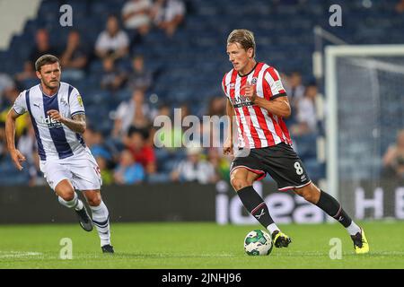 West Bromwich, Royaume-Uni. 11th août 2022. Sander Berge #8 de Sheffield United court avec le ballon à West Bromwich, Royaume-Uni le 8/11/2022. (Photo de Gareth Evans/News Images/Sipa USA) Credit: SIPA USA/Alay Live News Banque D'Images