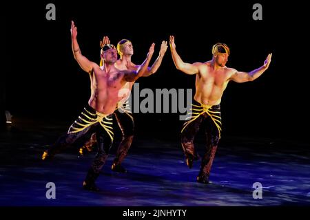 Vérone, Italie. 11th août 2022. Momix pendant MOMIX - Retour à Momix, Théâtre de Vérone, Italie, 11 août 2022 crédit: Agence de photo indépendante/Alamy Live News Banque D'Images