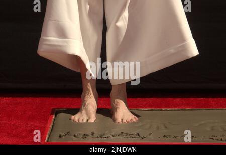 Los Angeles, États-Unis. 12th août 2022. L'actrice Diane Keaton participe à une cérémonie de main et d'empreinte qui l'immortalise dans la piste du TCL Chinese Theatre (anciennement Grauman's) dans la section hollywoodienne de Los Angeles jeudi, 11 août 2022. Photo de Jim Ruymen/UPI crédit: UPI/Alay Live News Banque D'Images