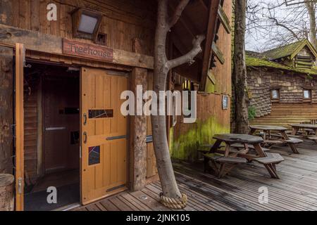 L'entrée du restaurant Treehouse à Alnwick Gardens, Northumberland, Angleterre Banque D'Images