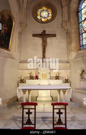 Tabernacle et autel. Chapelle. Église Saint-Clodoald. Saint-Cloud. Ile-de-France. France. Europe. Banque D'Images