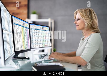 Feuilles de calcul de codes de facturation et de facture de codes médicaux Banque D'Images