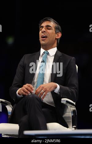 Cheltenham, Royaume-Uni. 12 août 2022. Le député de Rishi Sunak, à la direction du Parti conservateur, s'est tenu au Centaur, à l'hippodrome de Cheltenham, Gloucesest Banque D'Images