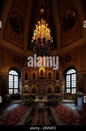 Intérieur de l'église de la Nativité du Christ à Kiev en Ukraine Banque D'Images