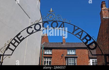Le Cocoa Yard, et , Cocoa House, Pillory Street, Nantwich, Cheshire, Angleterre, Royaume-Uni, CW5 5BL Banque D'Images