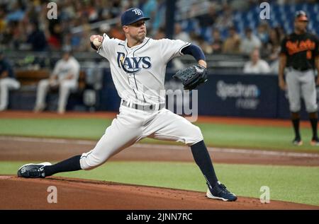 Saint-Pétersbourg, États-Unis. 12th août 2022. Les Tampa Bay Rays starter Corey Kluber s'oppose aux Baltimore Orioles lors du premier repas au Tropicana Field à Saint-Pétersbourg, en Floride, le vendredi 12 août 2022. Photo de Steve Nesius/UPI crédit: UPI/Alamy Live News Banque D'Images