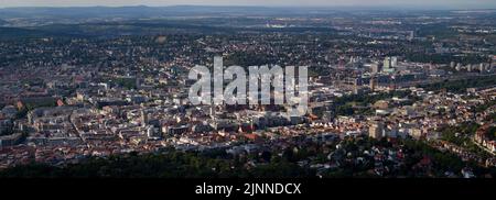 Vue depuis la tour de télévision de Stuttgart Gerberviertel, le centre-ville, la gare centrale, le New Palace, Koenigsbau, Ancien palais, Waldau, Stuttgart Banque D'Images