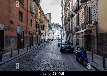 Rue de Naples, rues étroites. Rues de naples Italie. Banque D'Images