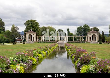 Le domaine d'Arnaga : Musée Edmond Rostand. Cambo-les-bains, Pyrénées-Atlantiques, France Banque D'Images