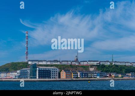 Hôtels sur l'île de la haute mer et station santé Heligoland, Mer du Nord, Schleswig-Holstein, Allemagne du Nord, Banque D'Images