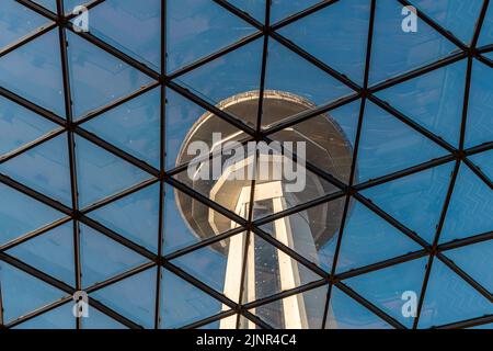 Ankara, Turquie - 05 juillet 2022 : la tour Atakule est le principal point de repère d'Ankara, Turquie Banque D'Images