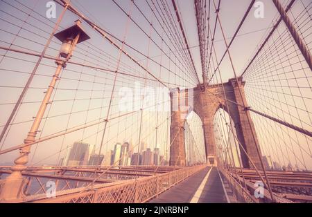 Image stylisée rétro du pont de Brooklyn, New York City, États-Unis. Banque D'Images