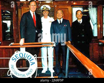 George HW Bush à bord du yacht présidentiel - l'USS Sequoia. Banque D'Images