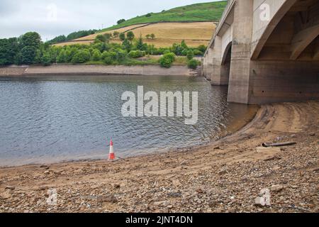 Été 2022 au Ladybower Reservoir, Peak District Banque D'Images