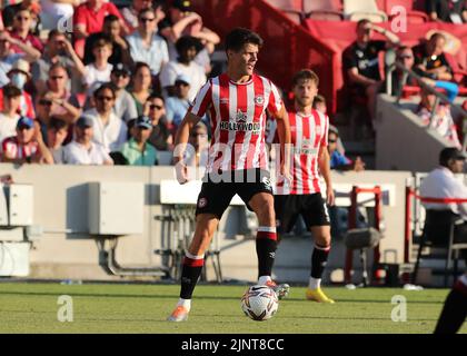 13th août 2022 ; Gtech Community Stadium, Brentford, Londres, Angleterre ; Premier League football, Brentford contre Manchester United ; Christian Norgaard de Brentford Banque D'Images