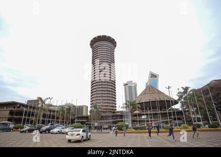 Nairobi, Kenya. 13th août 2022. Le Kenyatta International Convention Centre (KICC) à Nairobi. L'alliance Azimio la Umoja-One Kenya a convoqué une conférence inaugurale pour tous les dirigeants élus du parti de la coalition samedi, 13 août 2022, au Centre de congrès international de Kenyatta (photo de crédit : © Boniface Muthoni/SOPA Images via ZUMA Press Wire) Banque D'Images