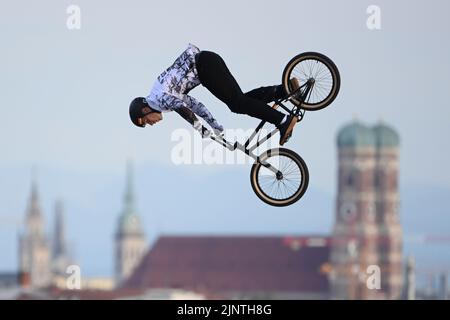 Timo Schultze (Allemagne). BMX Freestyle hommes. Championnats d'Europe Munich 2022 Banque D'Images