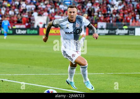 Toronto, Ontario, Canada. 13th août 2022. Federico Bernardeschi (10) en action pendant le match MLS entre le Toronto FC et le Portland Timbers SC à BMO Field à Toronto. Le match s'est terminé en 3-1 pour Toronto FC. (Image de crédit : © Angel Marchini/ZUMA Press Wire) Banque D'Images