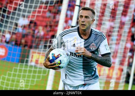 Toronto, Canada. 13th août 2022. Federico Bernardeschi (10) en action pendant le match MLS entre le Toronto FC et le Portland Timbers SC à BMO Field. Le match s'est terminé en 3-1 pour Toronto FC. Crédit : SOPA Images Limited/Alamy Live News Banque D'Images