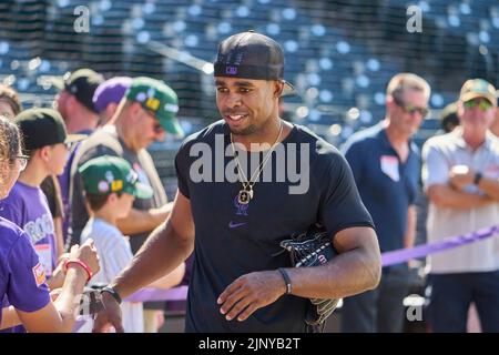 13 août 2022 : Wynton Bernard, le péroné du centre du Colorado (36) pendant la pratique de la batte avec les diamants de l'Arizona et les Rocheuses du Colorado, qui se sont tenus à Coors Field, à Denver Co. David Seelig/Cal Sport Medi Banque D'Images