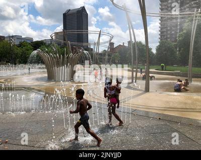 Fontaine Scioto Mile dans le parc Bicentennial, Columbus, Ohio, États-Unis, août 2022 Banque D'Images