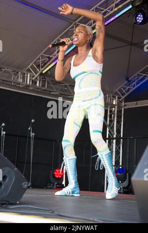 Chester, Royaume-Uni. 13th août 2022. Sonique, artistes pour Chester Pride 10th Anniversary (Terry Scott/SPP) Credit: SPP Sport Press photo. /Alamy Live News Banque D'Images