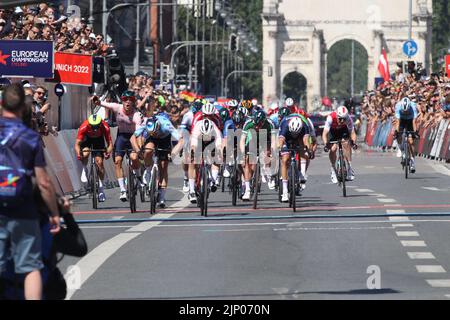 Munich, Allemagne. 14th août 2022. Munich, Allemagne 14 août: Cyclisme route 2022, crédit: SPP Sport presse photo. /Alamy Live News Banque D'Images