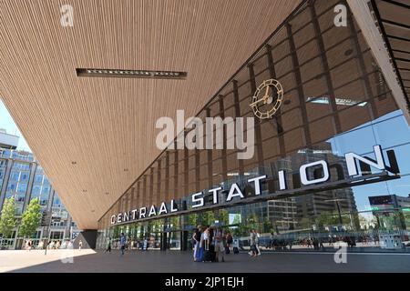 Entrée à la gare centrale de Rotterdam Banque D'Images