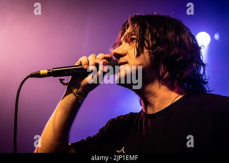 Copenhague, Danemark. 14th août 2022. Le groupe de rock indépendant américain Bright Eyes donne un concert à VEGA à Copenhague. Ici, le chanteur et musicien Conor Oberst est vu en direct sur scène. (Crédit photo : Gonzales photo/Alamy Live News Banque D'Images